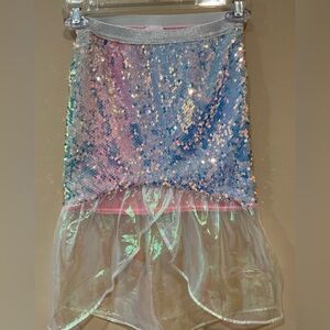 ☃️NWOT Girl’s Sequined Opened Shiny Nylon  Hem Skirt, Size S (6/6x)